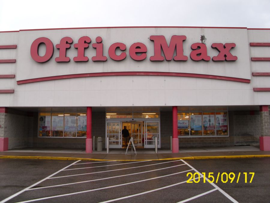 Office Max in FOREST LAKE,MN 125 SW 12TH STREET